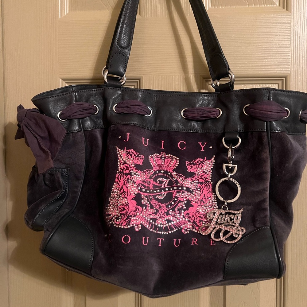 Juicy Couture Black and Pink Tote Bag